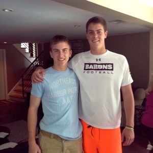 Meet your Posher, Derick